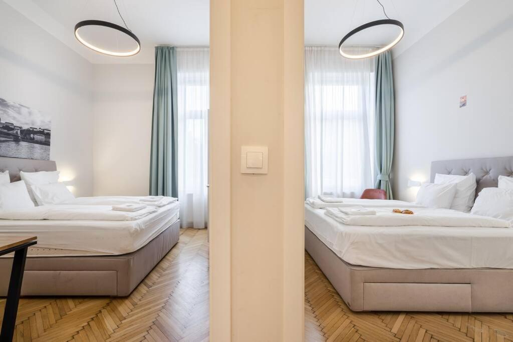 Klauzal City Garden Apartments - 2-Bedroom K34 Boedapest Buitenkant foto