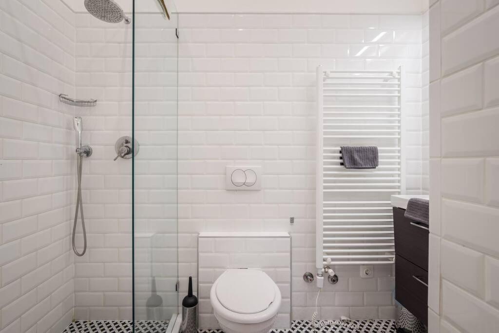 Klauzal City Garden Apartments - 2-Bedroom K34 Boedapest Buitenkant foto