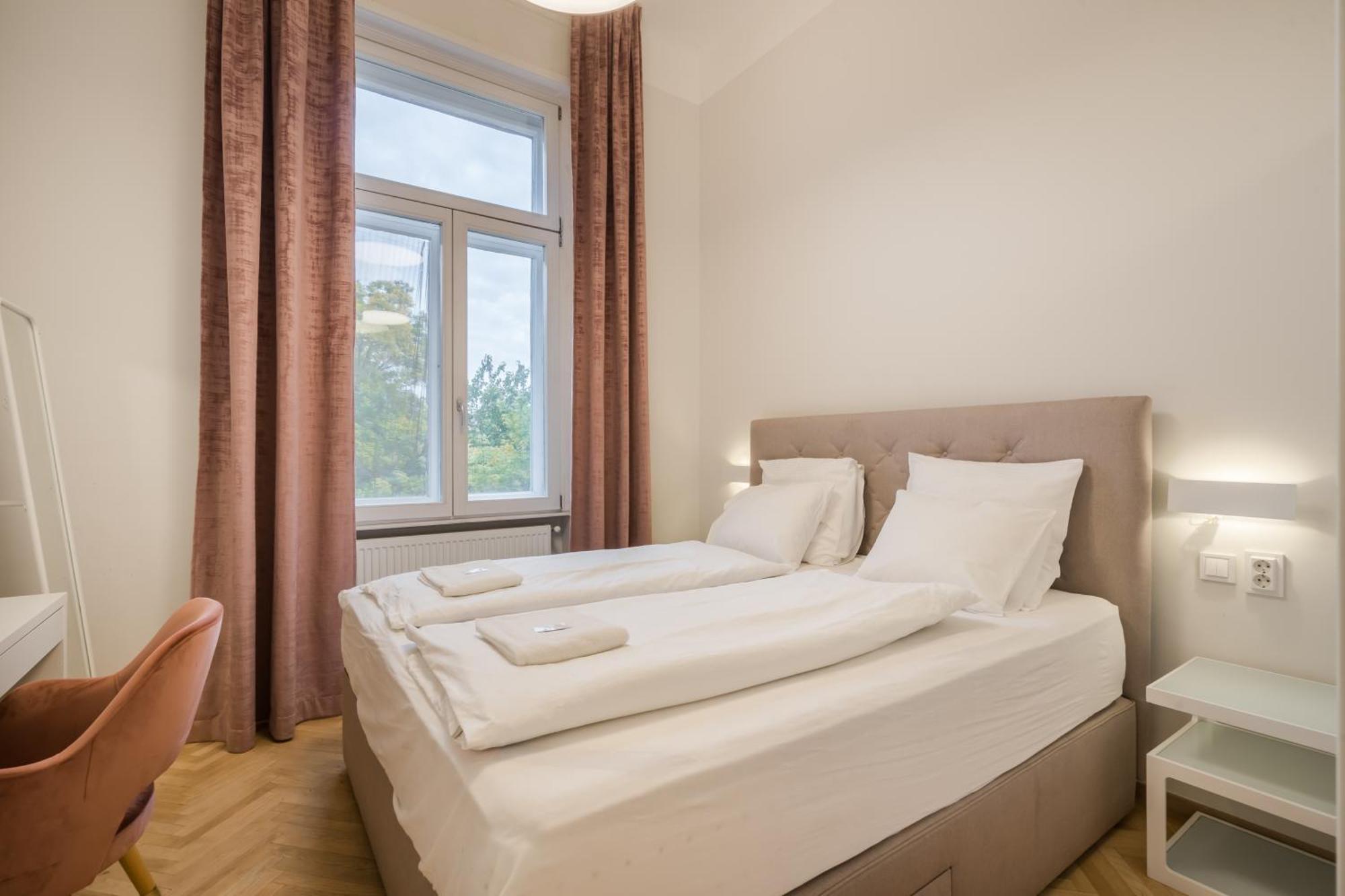 Klauzal City Garden Apartments - 2-Bedroom K34 Boedapest Buitenkant foto